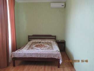 Апартаменты Ararat & Svetlana Алахадзы Двухместный номер эконом-класса с 1 кроватью-6